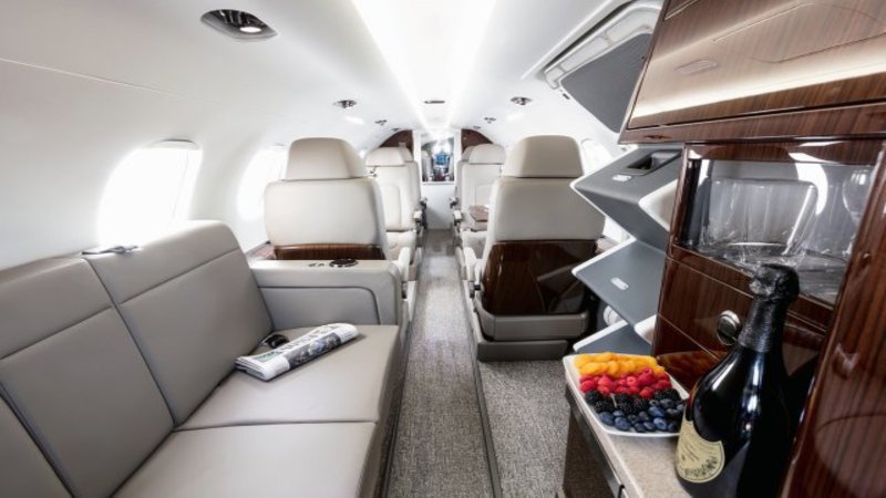 3 Benefits Provided by Airplane Charter Services in Sarasota, FL