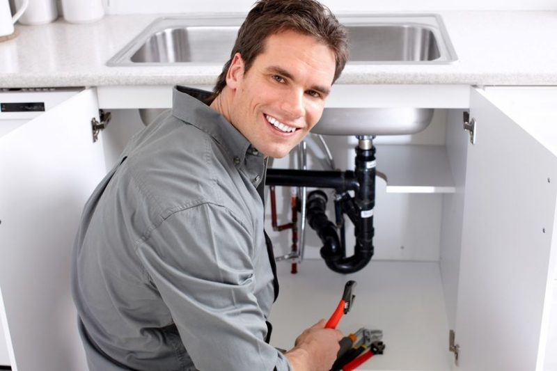 3 Tips to Help Homeowners Find the Perfect Plumbing Service for Emergency Plumbing